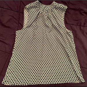 🔥NEW🔥 H&M Green Patterned Blouse